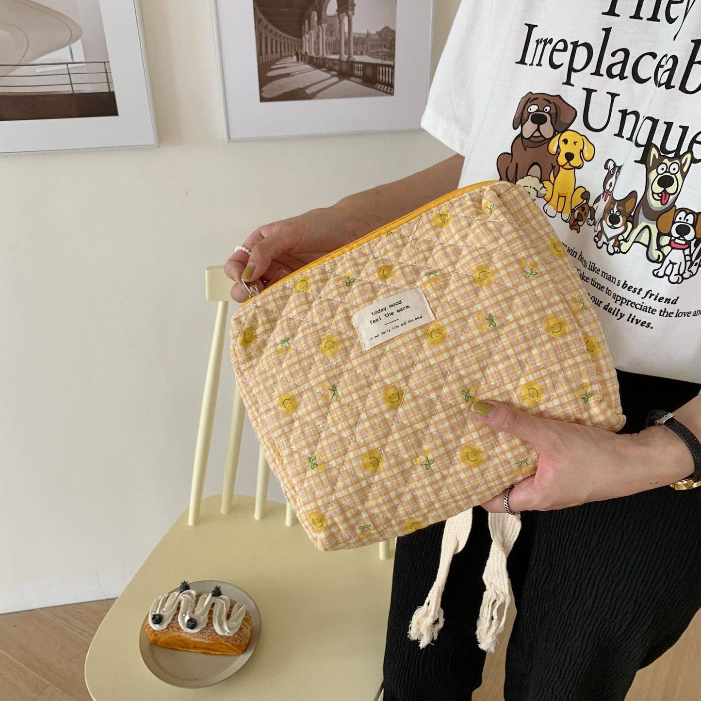 Floral Storage Purse Cosmetic Bag: SMILE