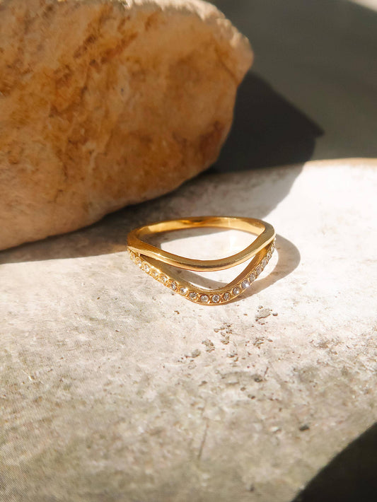 Orleans 18K Gold Non-Tarnish Layered V Rhinestone Ring: Yellow Gold / Size 8