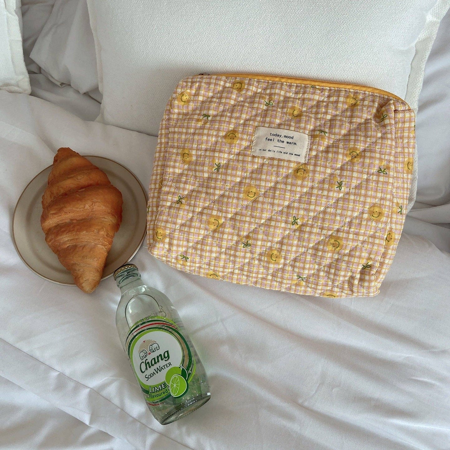 Floral Storage Purse Cosmetic Bag: SMILE